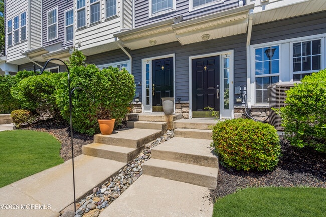 Photo - 9 River Ln