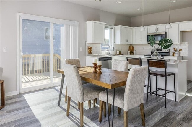 Photo - 1707 Ashwood Ave