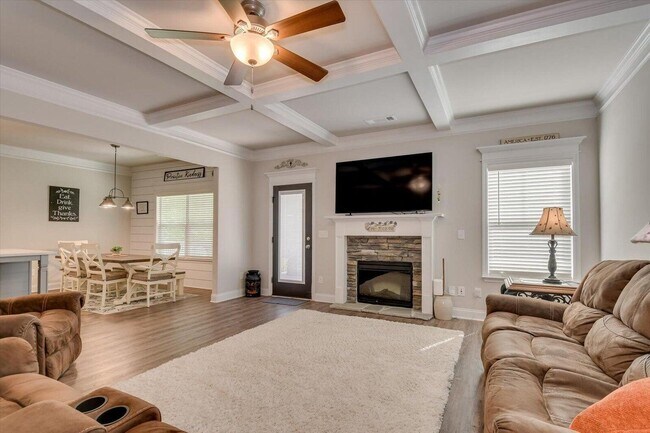 Photo - 3025 Bannack Ln