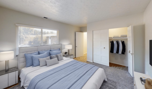 Barrington Square Apartments