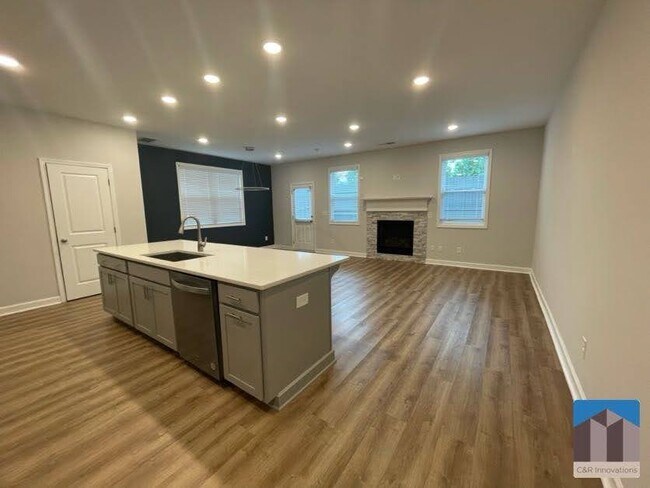 Photo - 3614 Silvery Way