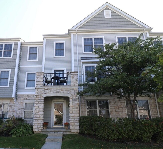 Photo - 5967 Canyon Creek Dr Unidad 504