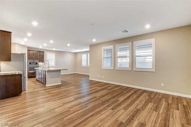 Photo - 888 Haven Oaks Pl