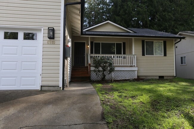 Photo - Port Orchard 3 Bedroom Available now!