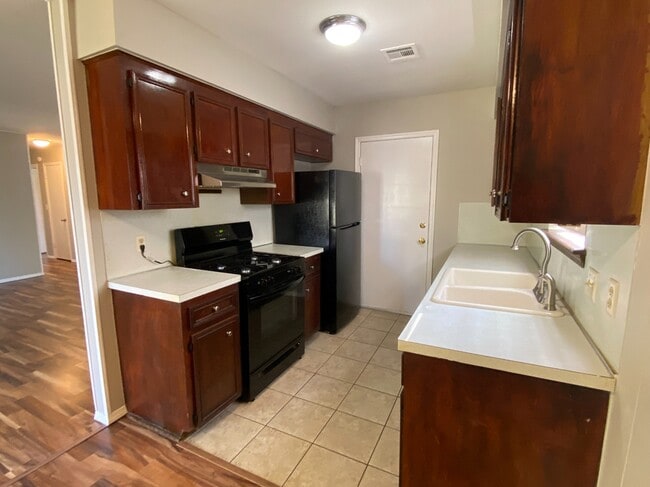 Photo - 12639 E 34th St