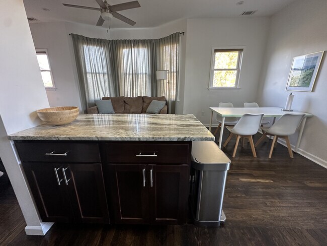 218-222 Harper Ave