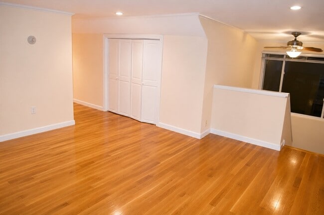 Photo - 49 Seafoam Ave Unit 2