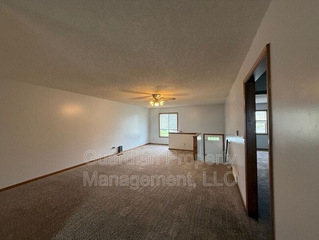 Photo - 718 W Torrance St