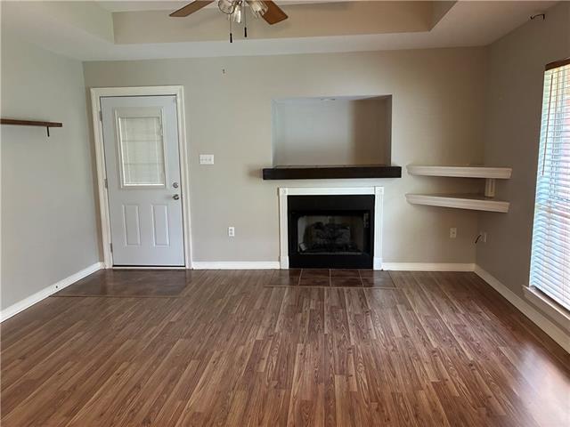 Photo - 105 Southgate Dr