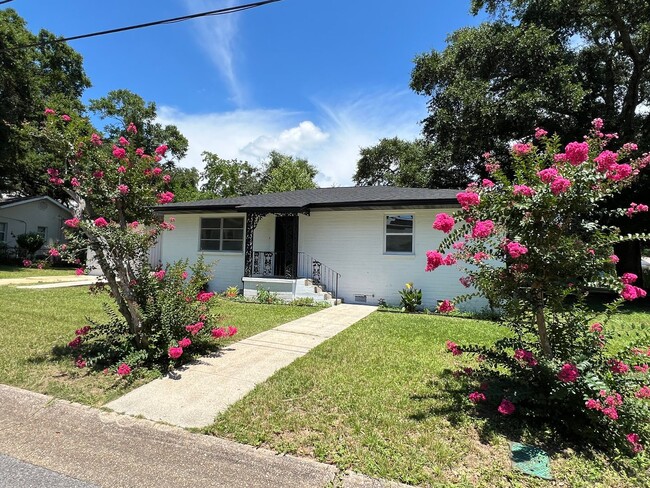 Updated in Pensacola - Updated in Pensacola House