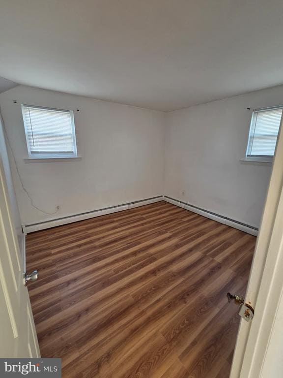 Photo - 219 W 6th St