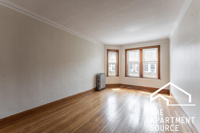 4826 W Addison St Unit 2S