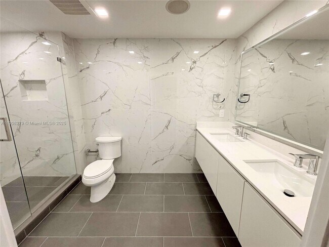 Photo - 601 NE 36th St Unit 2306