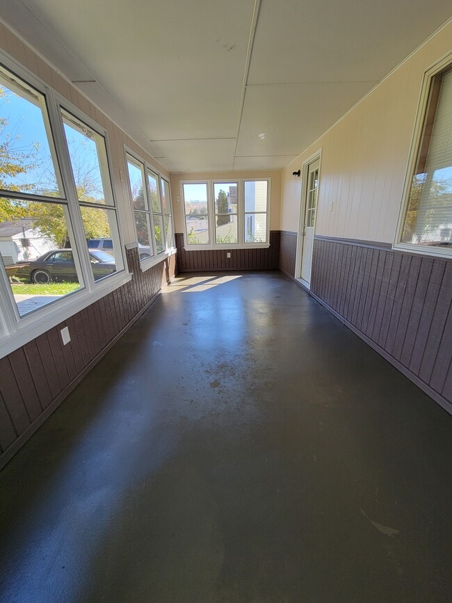 Photo - 56 Rebecca St