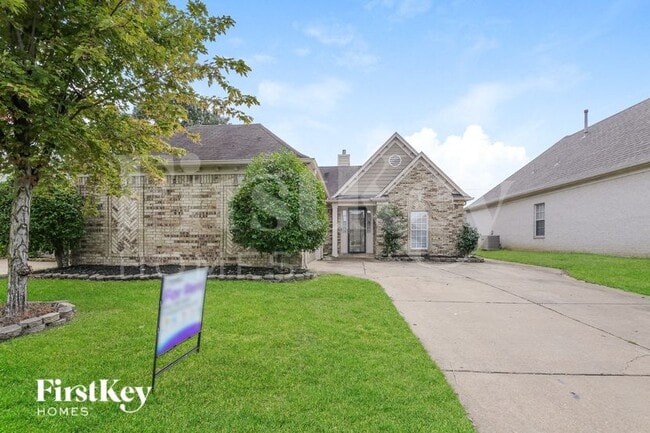 Photo - 8595 Shady Elm Dr