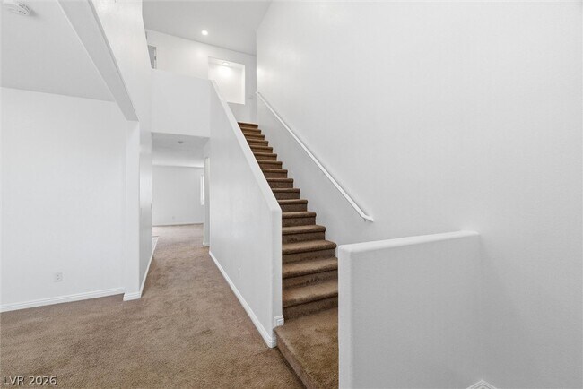 Photo - 3863 Summit Ave