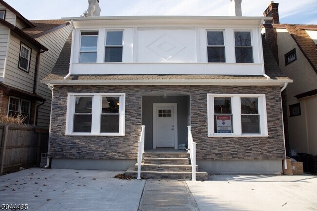 Photo - 319 Glenwood Ave