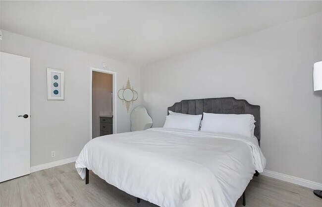 Photo - Condo for Rent with View