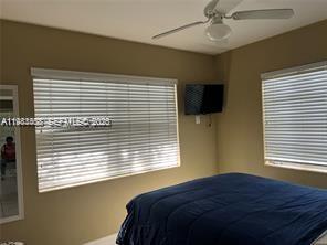 Photo - 8310 Byron Ave Unidad 7
