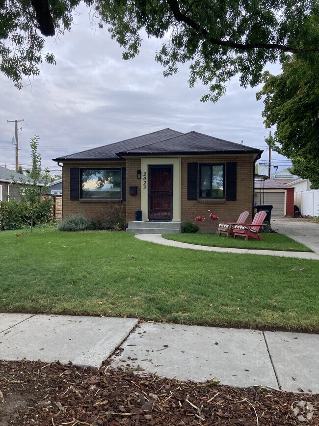 Building Photo - 2029 Westminster Ave Rental