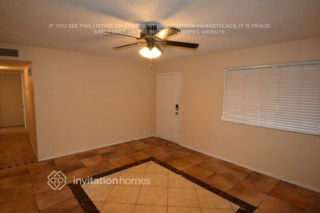 Photo - 3735 W Columbine Dr