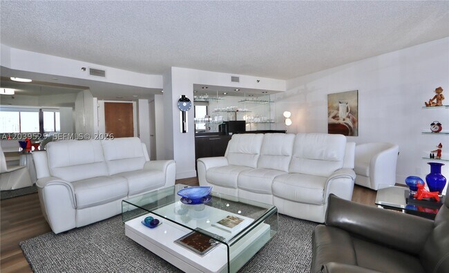Photo - 1000 E Island Blvd Unit 2005
