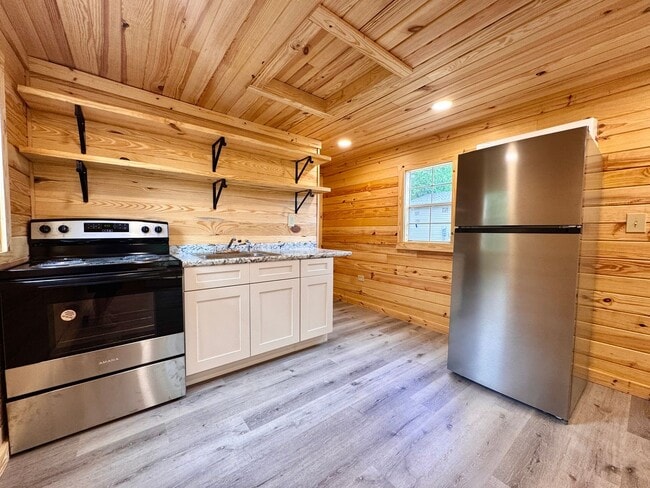 Photo - 1 Bedroom/1 Bathroom Tiny Home in Southside