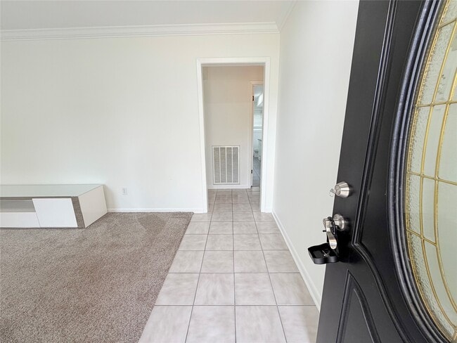 Photo - 22176 Heatherwood Dr