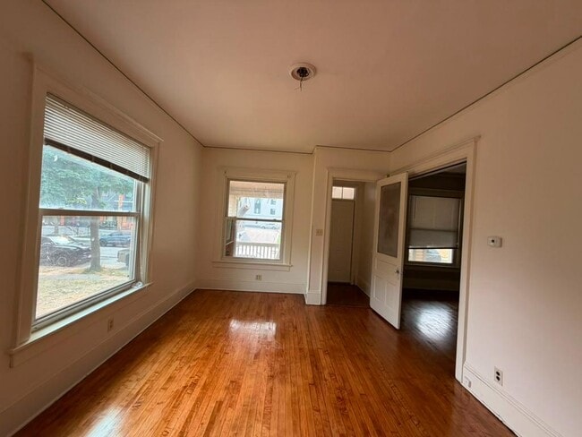 Photo - 2322-2324 N 6th St. - 2324 N 6th St - Upper