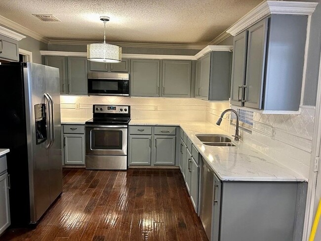 Photo - 2752 Peach Dr