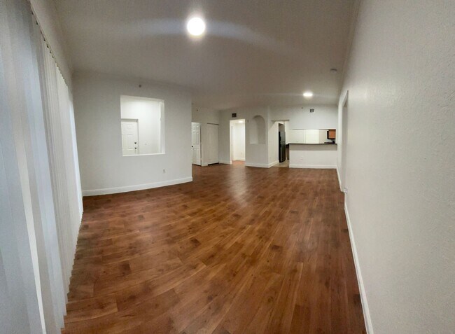 Photo - PRELEASING SPECIAL - Up to 2 Months Free! + Waived App Fee + Waived Utility Connection Fee Unidad 10218-D3 - New Yorker