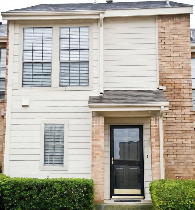 Photo - 3635 Garden Brook Dr