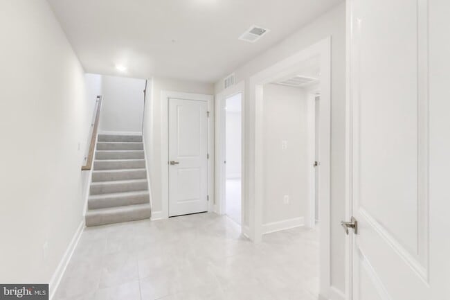 Photo - 1774 Ml Br Dr