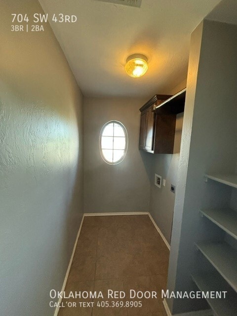 Photo - 704 SW 43rd St