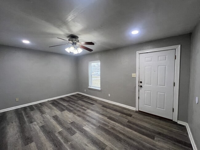 Photo - 3141 NW 30th St