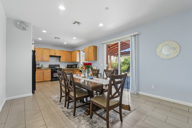 Photo - 252 S Kona Ave