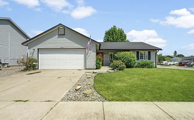 Building Photo - 1604 N Lea St