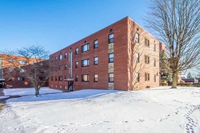 Photo - 2117 Brownsville Road