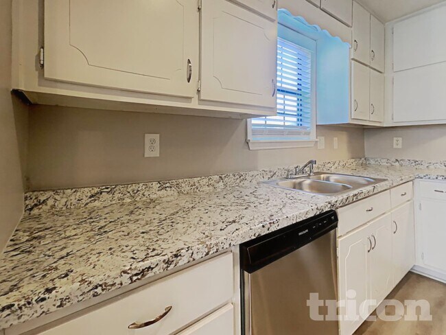 Photo - 11069 Hunters Ln