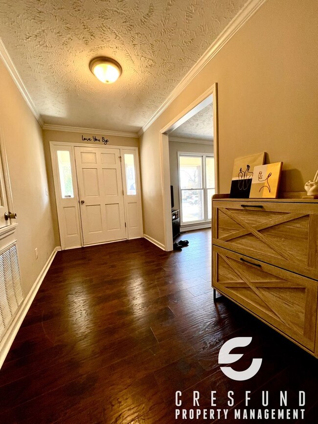 Photo - 2020 Penrose Dr