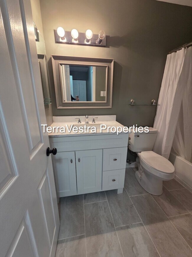 Photo - 3 Bed 2.5 Bath in Sicklerville! Eligible for $500 Security Deposit.