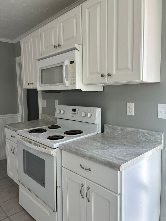 Photo - Fresh and updated 4 bedroom for immediate occupancy