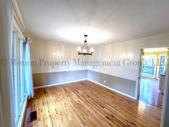 Photo - 5312 Fairview Rd