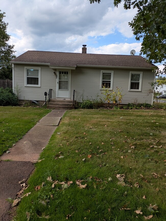 Building Photo - 53 Fairview Dr