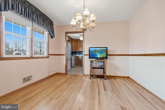 Photo - 6219 Groveland Rd