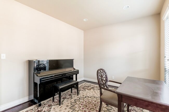 Photo - 28707 Hemlock Red Ct