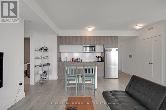 Photo - 575 Bloor St E Unit 3503
