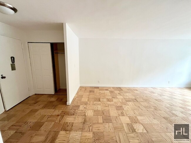 Building Photo - EAST 36 STREET