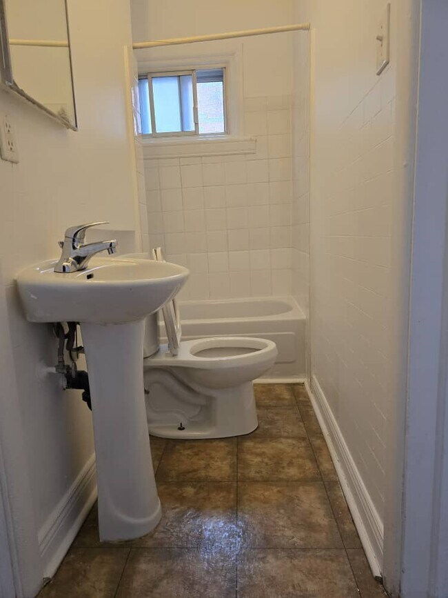 Photo - 362 Friel St Unit 11
