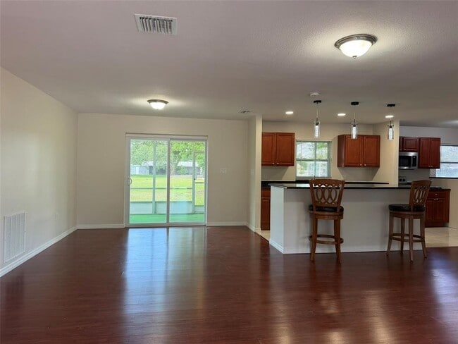 4093 Drance St